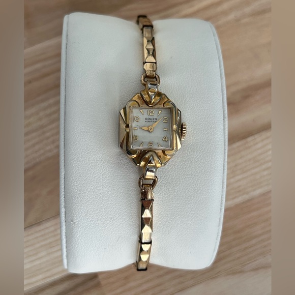 Gruen Veri-Thin Vintage Ladies Watch Mechanical Winding 1/20 12K Top Gold Band - Picture 3 of 12